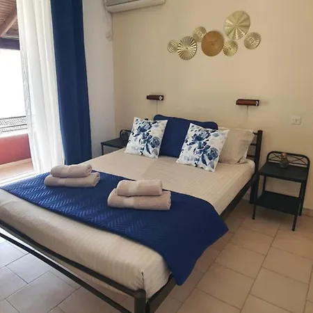 Sea View Ermini Apartament *