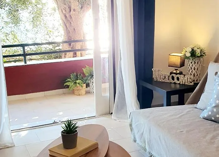 Апартаменты Sea View Ermini *